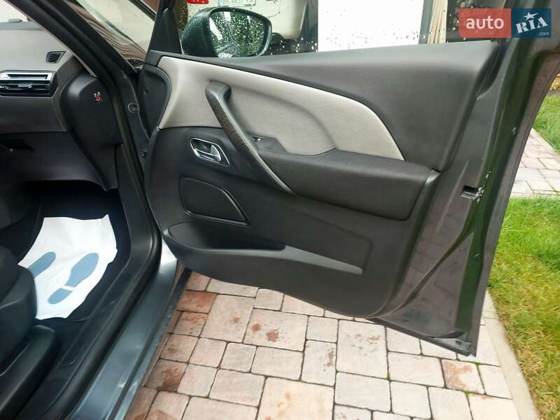 Минивэн Citroen Grand C4 Picasso 2014 в Ровно фото 32 Минивэн Citroen Grand C4 Picasso 2014 в Ровно