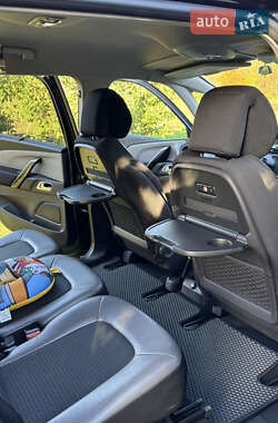Минивэн Citroen Grand C4 Picasso 2016 в 