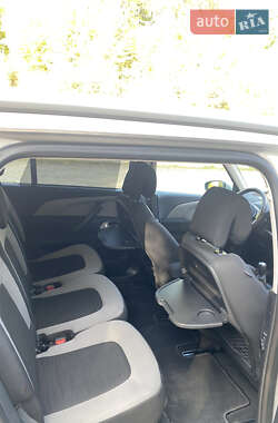 Мінівен Citroen Grand C4 Picasso 2015 в  фото 21 Мінівен Citroen Grand C4 Picasso 2015 в