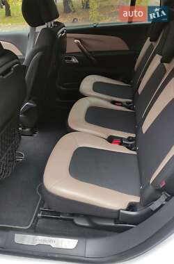 Минивэн Citroen Grand C4 Picasso 2015 в 