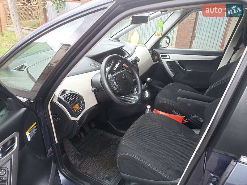 Минивэн Citroen Grand C4 Picasso 2013 в Сваляве