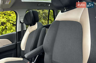 Минивэн Citroen Grand C4 Picasso 2015 в 