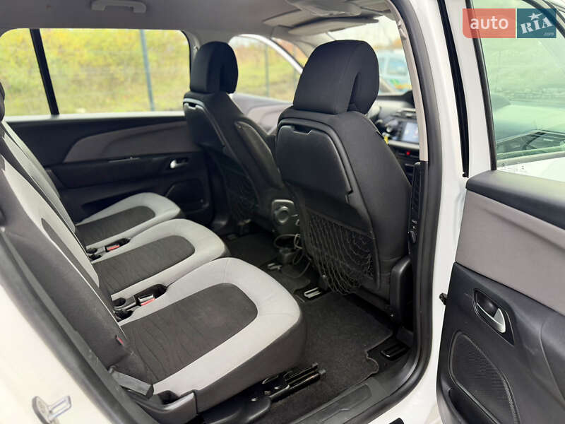 Минивэн Citroen Grand C4 Picasso 2015 в Ровно фото 27 Минивэн Citroen Grand C4 Picasso 2015 в Ровно