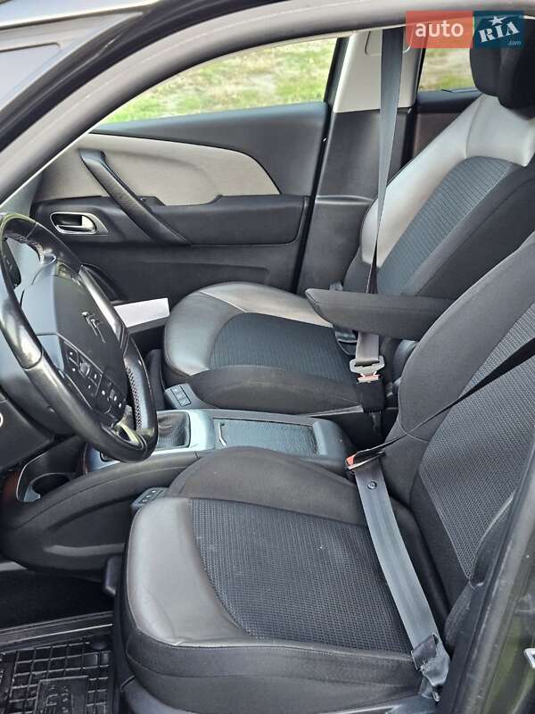Мінівен Citroen Grand C4 Picasso 2013 в Черкасах фото 19 Мінівен Citroen Grand C4 Picasso 2013 в Черкасах