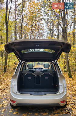 Мінівен Citroen Grand C4 Picasso 2016 в  фото 36 Мінівен Citroen Grand C4 Picasso 2016 в