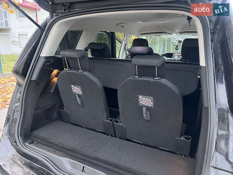 Минивэн Citroen Grand C4 Picasso 2015 в Львове фото 50 Минивэн Citroen Grand C4 Picasso 2015 в Львове