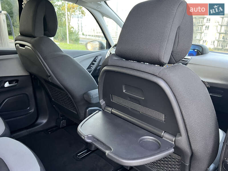 Минивэн Citroen Grand C4 Picasso 2015 в Львове фото 74 Минивэн Citroen Grand C4 Picasso 2015 в Львове