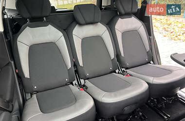 Мінівен Citroen Grand C4 Picasso 2015 в 