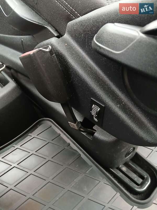 Минивэн Citroen Grand C4 Picasso 2010 в Бережанах