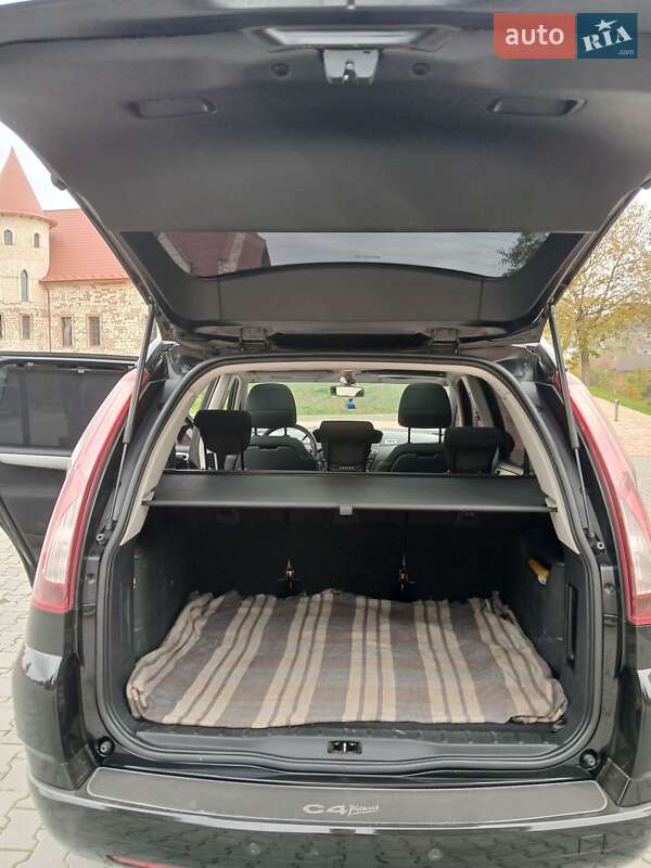 Минивэн Citroen Grand C4 Picasso 2010 в Бережанах