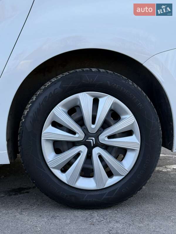 Минивэн Citroen Grand C4 Picasso 2015 в Дубно