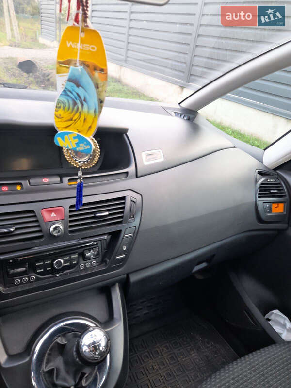 Минивэн Citroen Grand C4 Picasso 2010 в Львове