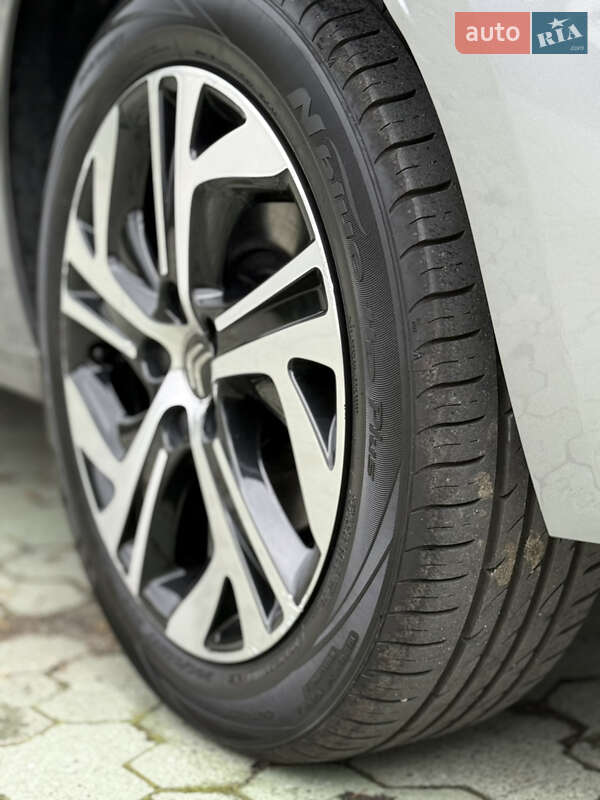 Мінівен Citroen Grand C4 Picasso 2016 в Дубні