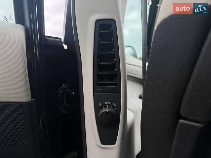 Мінівен Citroen Grand C4 Picasso 2008 в Кривому Розі фото 42 Мінівен Citroen Grand C4 Picasso 2008 в Кривому Розі