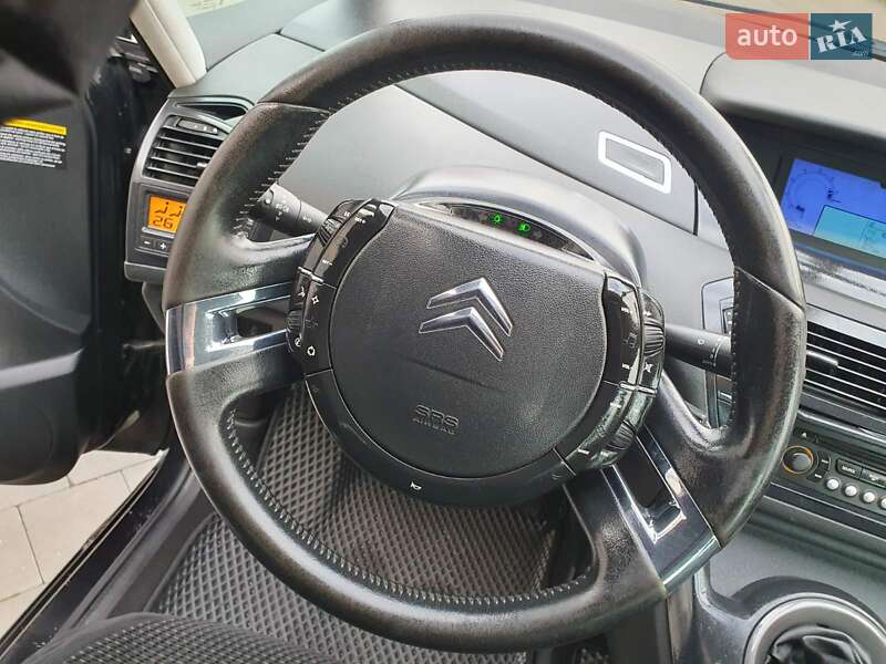 Минивэн Citroen Grand C4 Picasso 2008 в Стрые фото 32 Минивэн Citroen Grand C4 Picasso 2008 в Стрые
