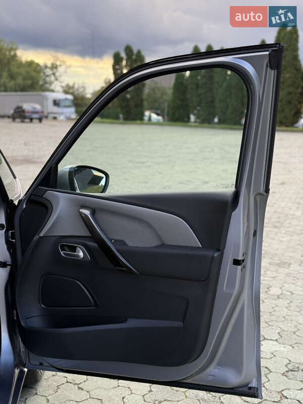 Минивэн Citroen Grand C4 Picasso 2017 в Дубно фото 40 Минивэн Citroen Grand C4 Picasso 2017 в Дубно