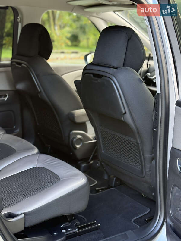 Минивэн Citroen Grand C4 Picasso 2017 в Дубно фото 48 Минивэн Citroen Grand C4 Picasso 2017 в Дубно