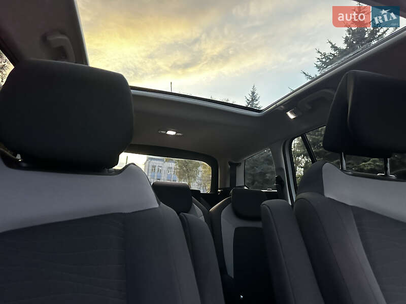Мінівен Citroen Grand C4 Picasso 2016 в Тернополі