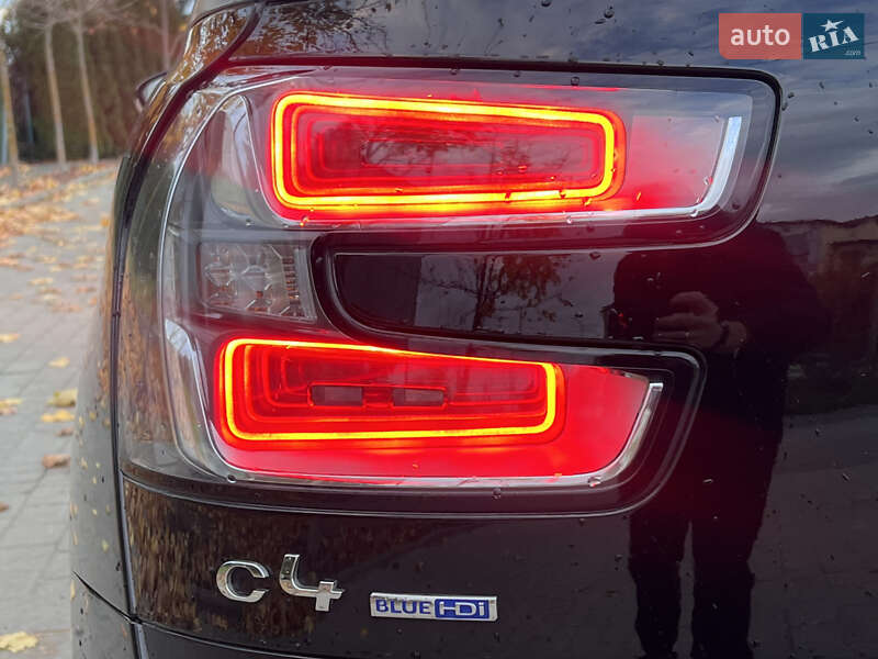 Мінівен Citroen Grand C4 Picasso 2015 в Львові