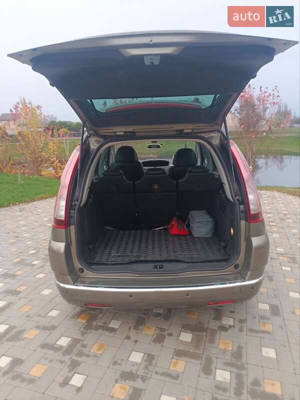 Мінівен Citroen Grand C4 Picasso 2011 в Києві