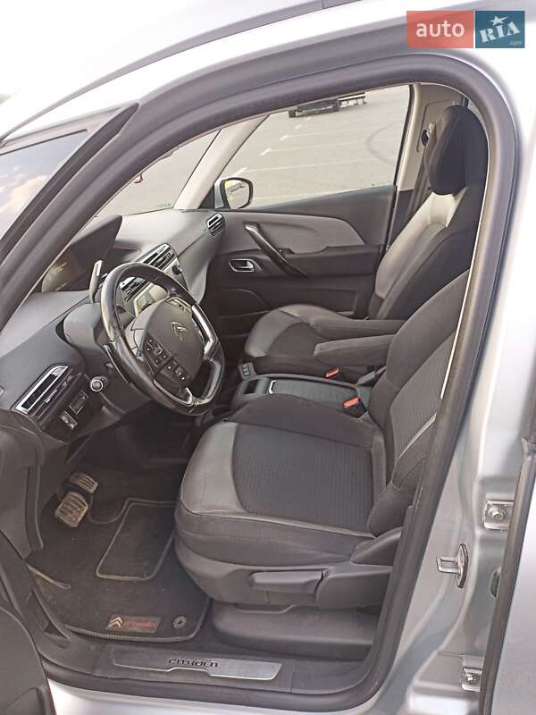 Мінівен Citroen Grand C4 Picasso 2015 в Києві фото 10 Мінівен Citroen Grand C4 Picasso 2015 в Києві
