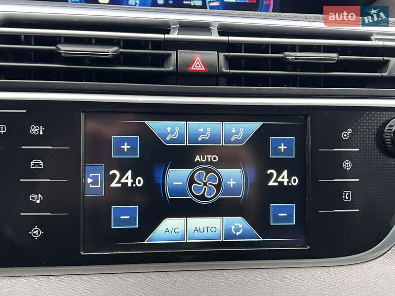 Мінівен Citroen Grand C4 Picasso 2016 в Львові фото 69 Мінівен Citroen Grand C4 Picasso 2016 в Львові