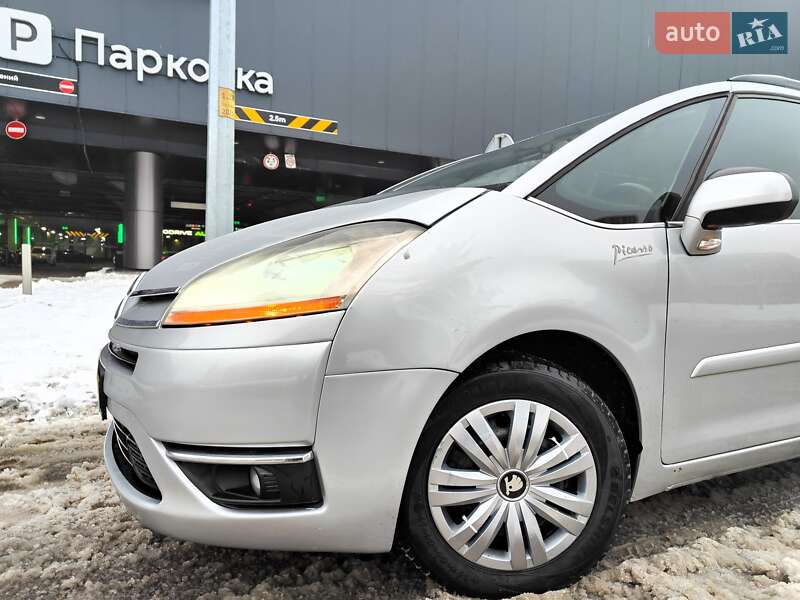 Минивэн Citroen Grand C4 Picasso 2009 в Киеве