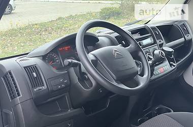 Вантажопасажирський фургон Citroen Jumper 2017 в 