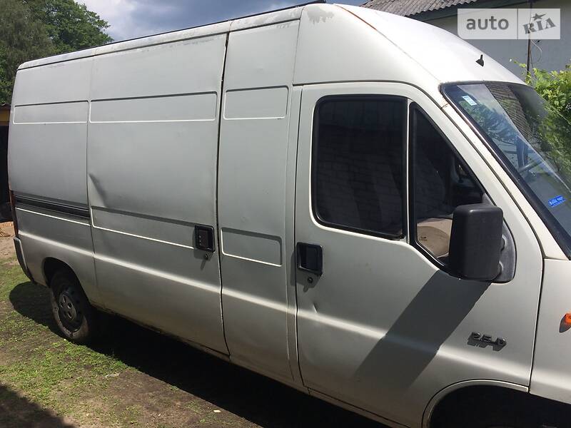 Вантажопасажирський фургон Citroen Jumper 1998 в Дніпрі