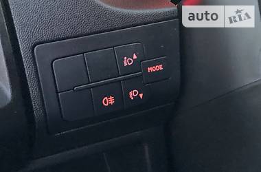 Вантажопасажирський фургон Citroen Jumper 2015 в 