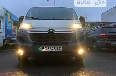 Вантажний фургон Citroen Jumper 2015 в Львові