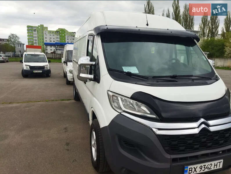 Грузопассажирский фургон Citroen Jumper 2016 в 