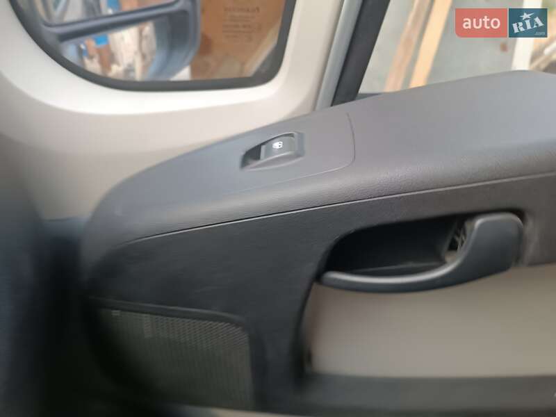 Грузопассажирский фургон Citroen Jumper 2016 в Днепре