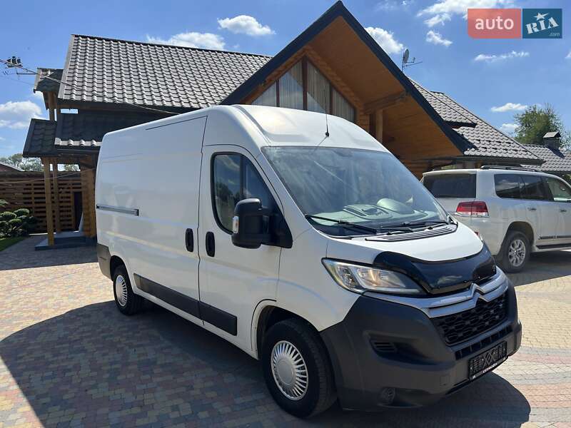 Вантажний фургон Citroen Jumper 2015 в Стрию