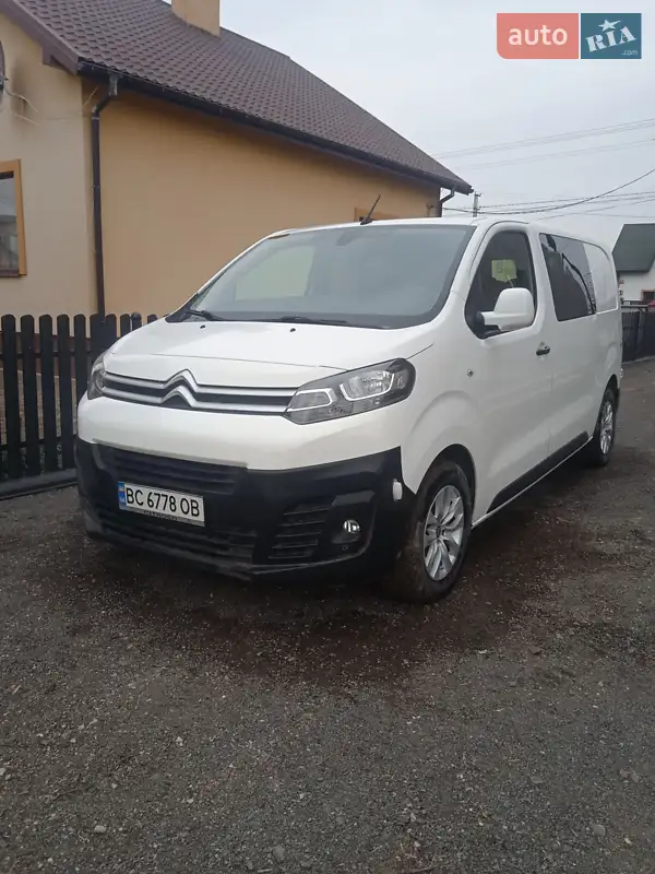 Минивэн Citroen Jumpy 2017 в 