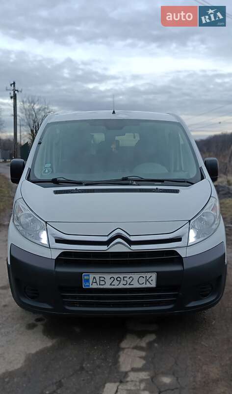 Вантажопасажирський фургон Citroen Jumpy 2012 в Вінниці