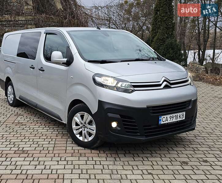 Минивэн Citroen Jumpy 2017 в 