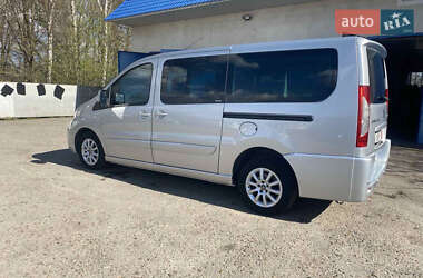 Минивэн Citroen Jumpy 2011 в 