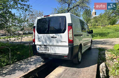Грузовой фургон Citroen Jumpy 2014 в 