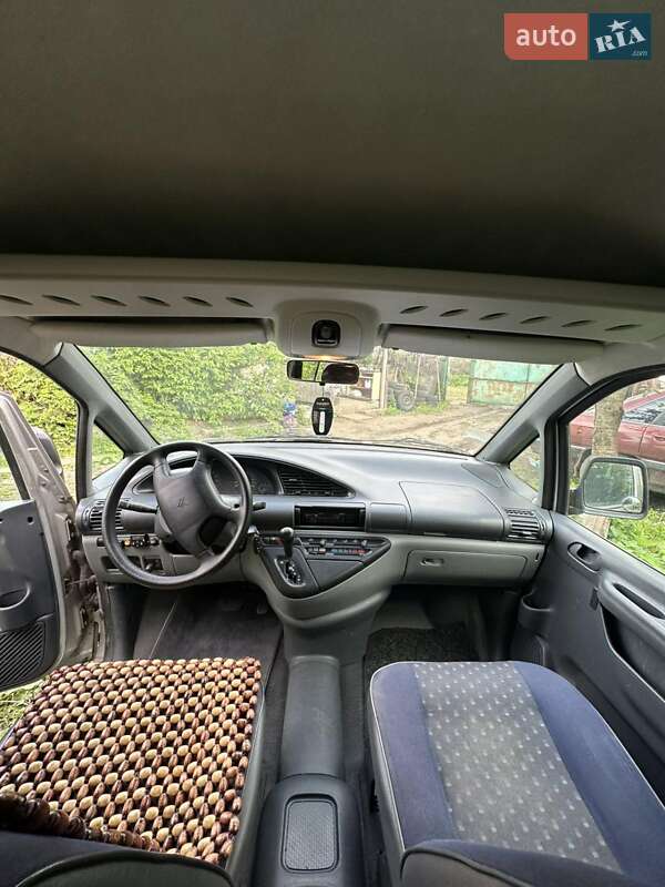 Минивэн Citroen Jumpy 2004 в Остроге