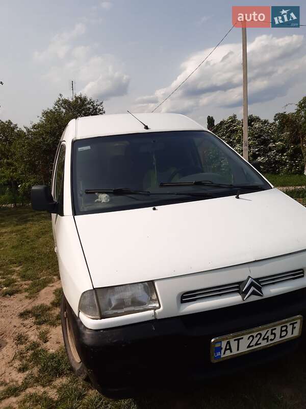 Грузовой фургон Citroen Jumpy 2002 в Луцке фото Грузовой фургон Citroen Jumpy 2002 в Луцке