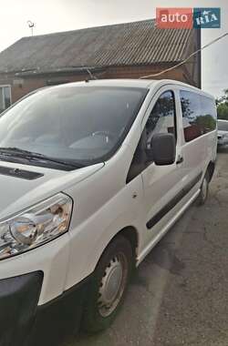 Минивэн Citroen Jumpy 2010 в 