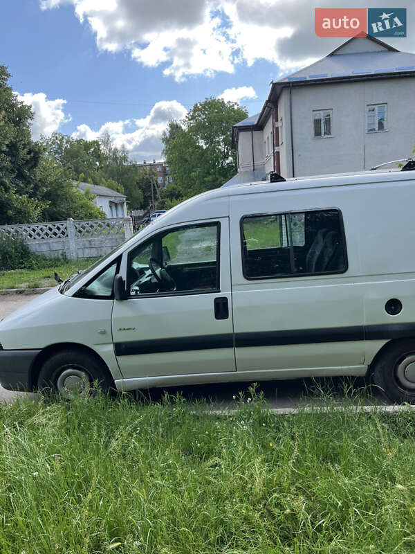 Минивэн Citroen Jumpy 2002 в Нововолынске