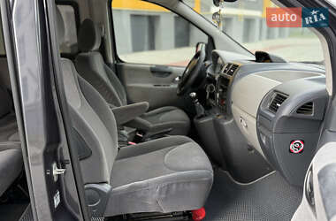 Минивэн Citroen Jumpy 2011 в 