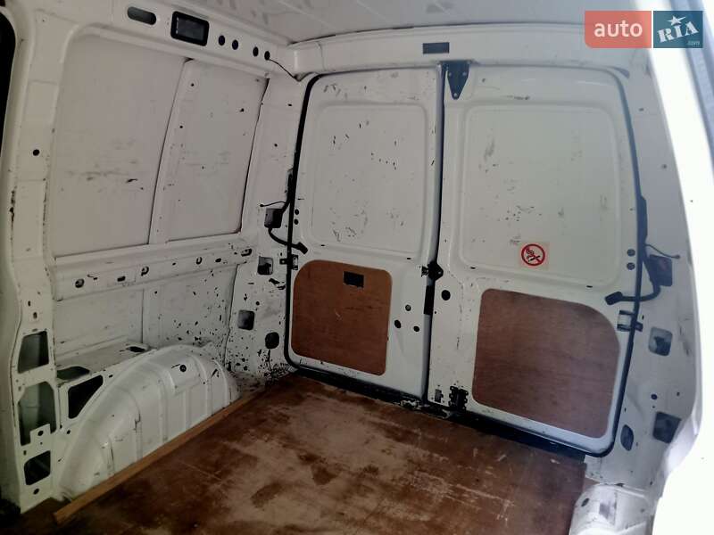 Вантажний фургон Citroen Jumpy 2005 в Рівному
