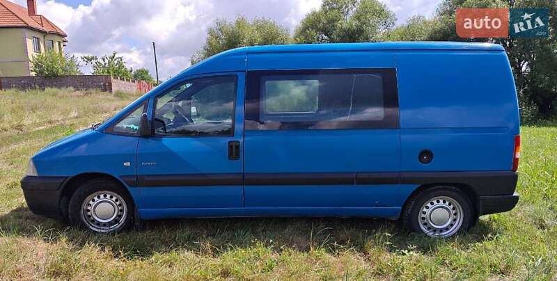 Минивэн Citroen Jumpy 2006 в 