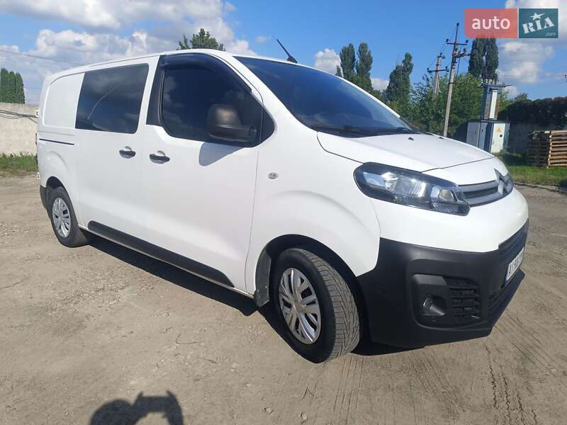 Грузопассажирский фургон Citroen Jumpy 2020 в 