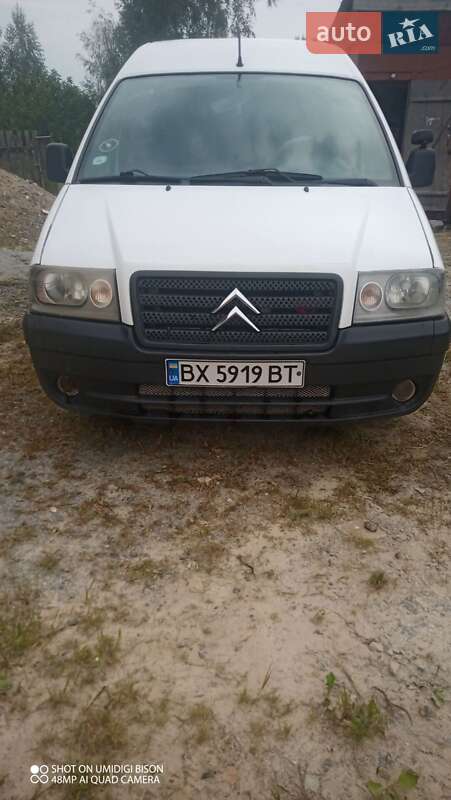 Минивэн Citroen Jumpy 2006 в 