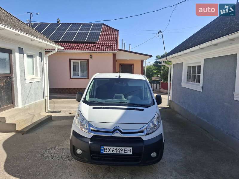 Грузовой фургон Citroen Jumpy 2013 в 