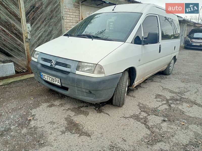 Минивэн Citroen Jumpy 2003 в 